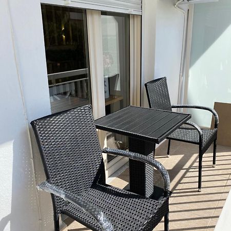 White Apartment Cavala Exterior foto